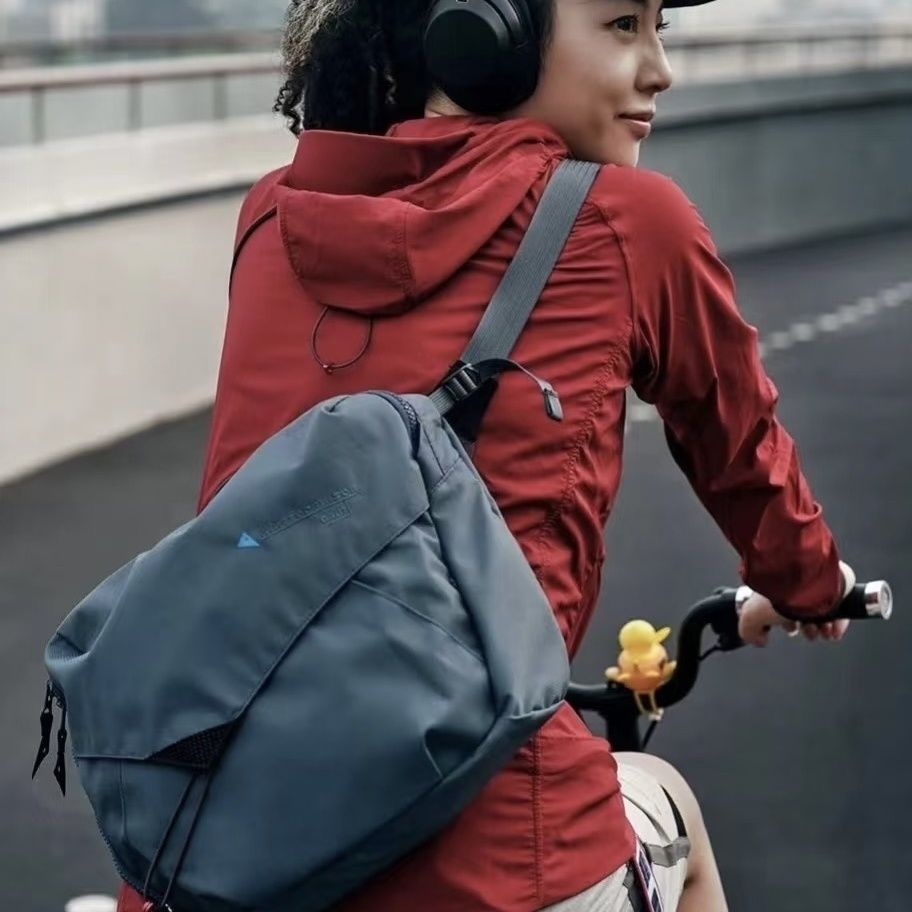 Cycling Commuter - 8L Outdoor Messenger Bag Large Capacity