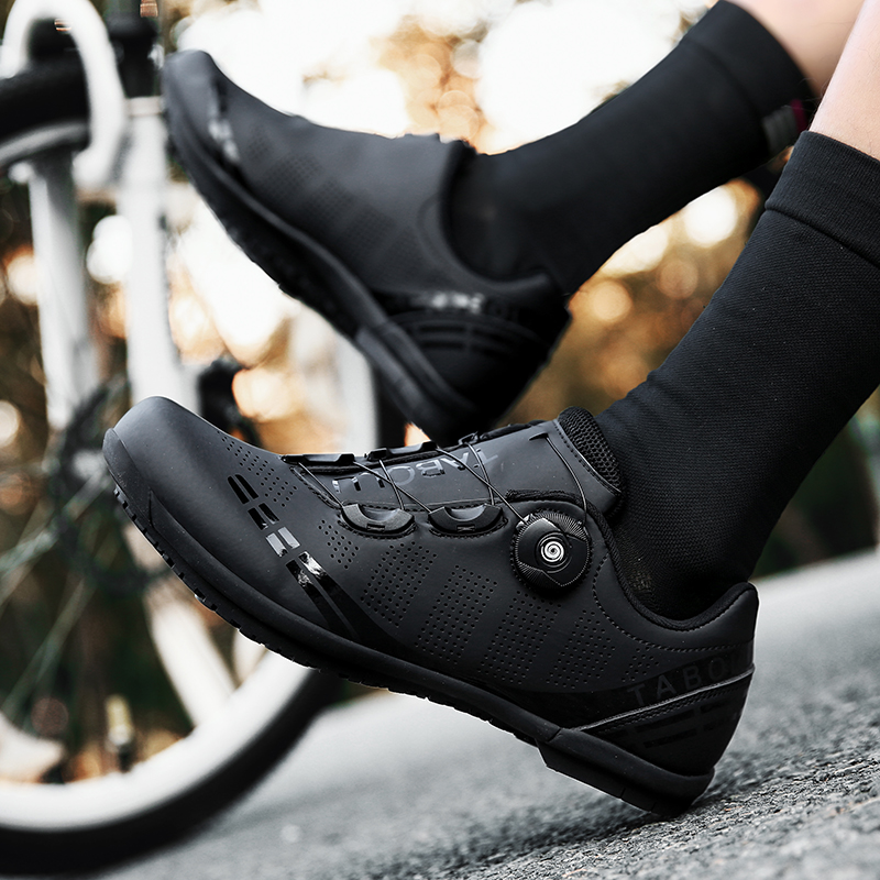 Men Non Locking Mountain Bike  - Cycling Commuter Shoes recensione e prezzo