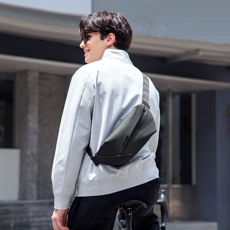 MARK RYDEN Men Crossbody Sling - Cycling Commuter recensione e prezzo