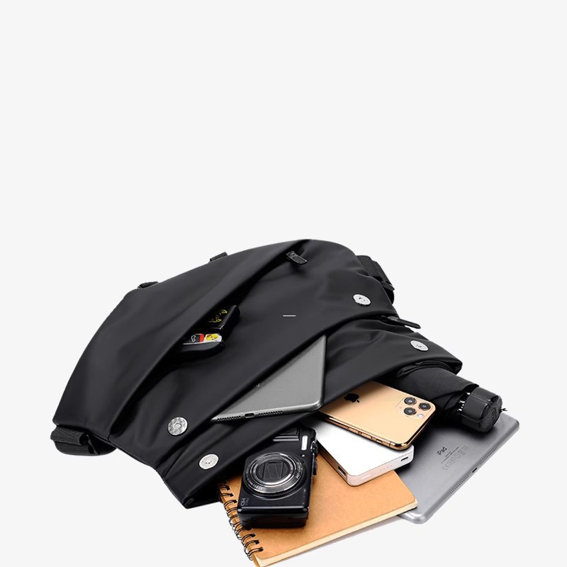Trendy Men's Commuter Chest Ba - Waterproof Cycling Commute recensione e prezzo
